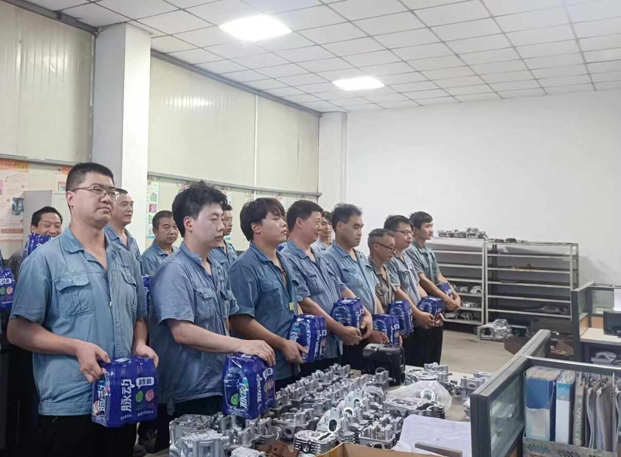 戰(zhàn)高溫、保生產(chǎn)、送清涼